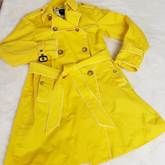 GAP Jackets & Blazers - GAP Trench Coat